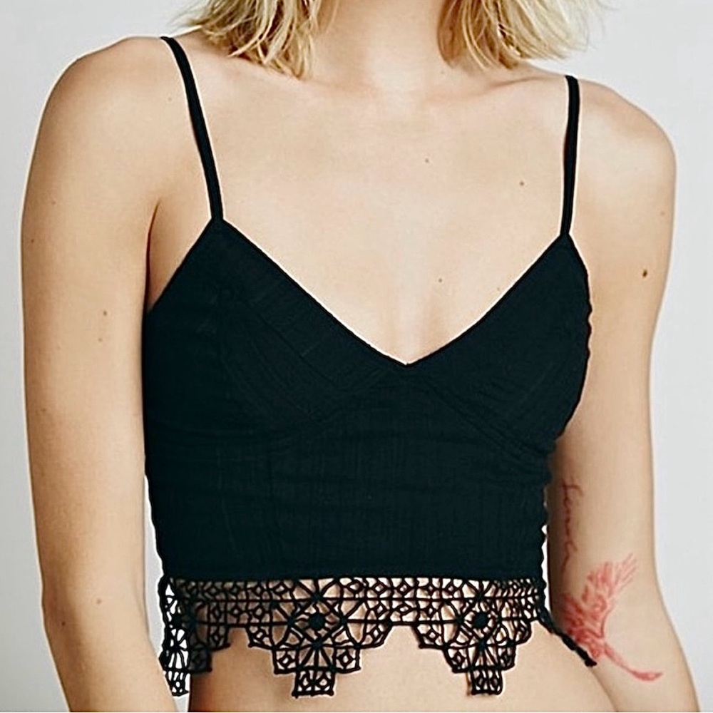 EXC • Free People FP ONE Geo Lace Bralette in Midnight •